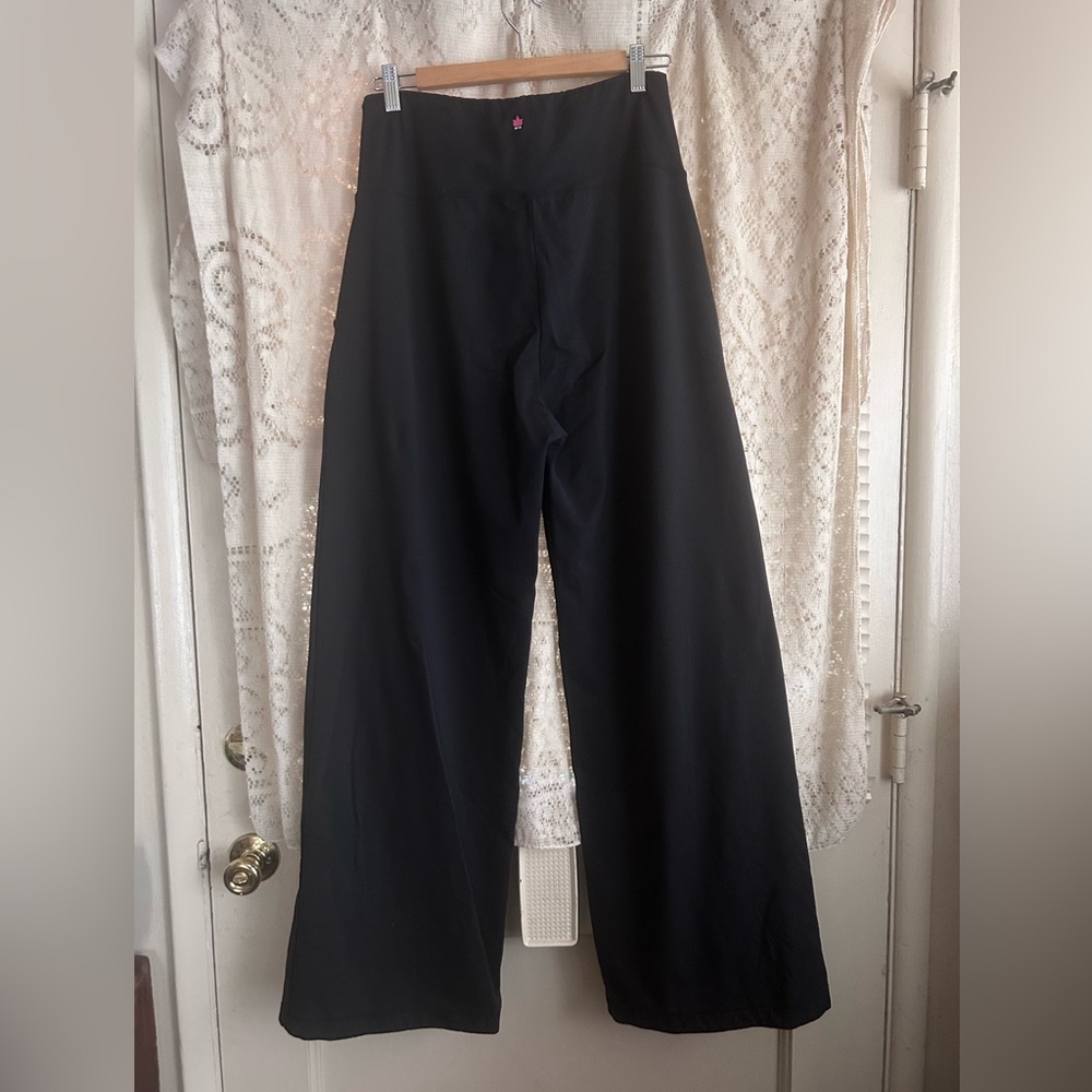 Kira Grace Wide-Leg Black Pants - Picture 2 of 10
